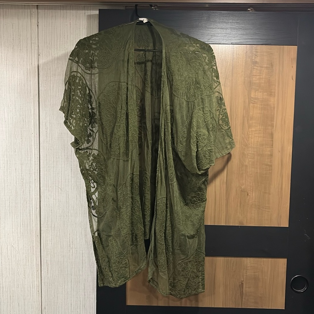Green lace